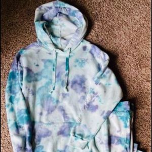 VICTORIA SECRET PINK Hooded Sweatshirt and Sweats.  Size XS.